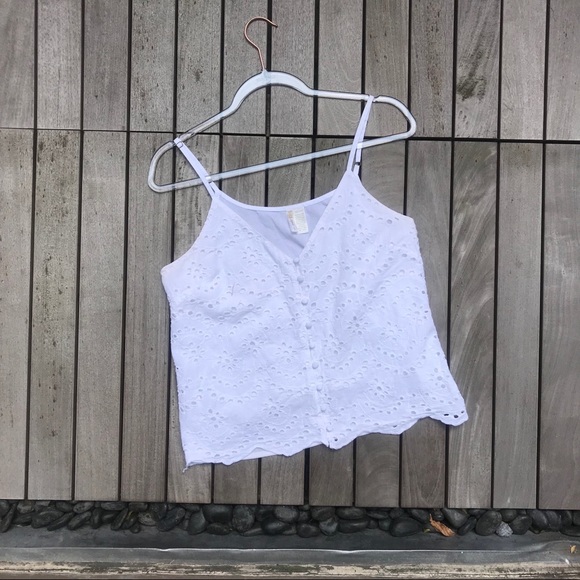 CJAPNA White Cotton Eyelet Lace Button Down Top - Picture 3 of 7